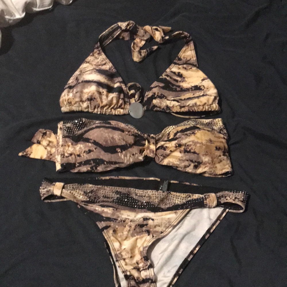 Bathing suit